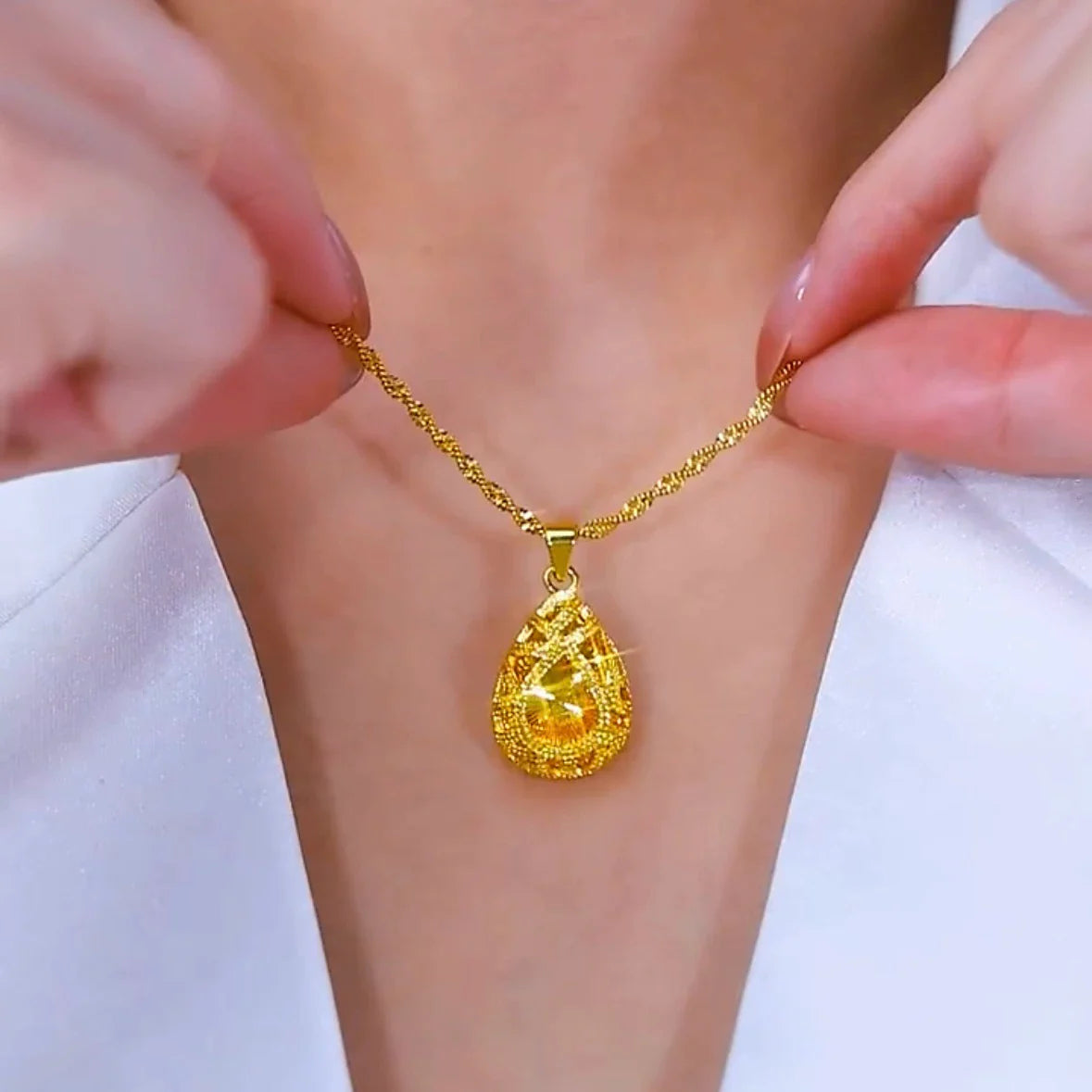 Imperial Gold Drop Necklace(24k gold plated)